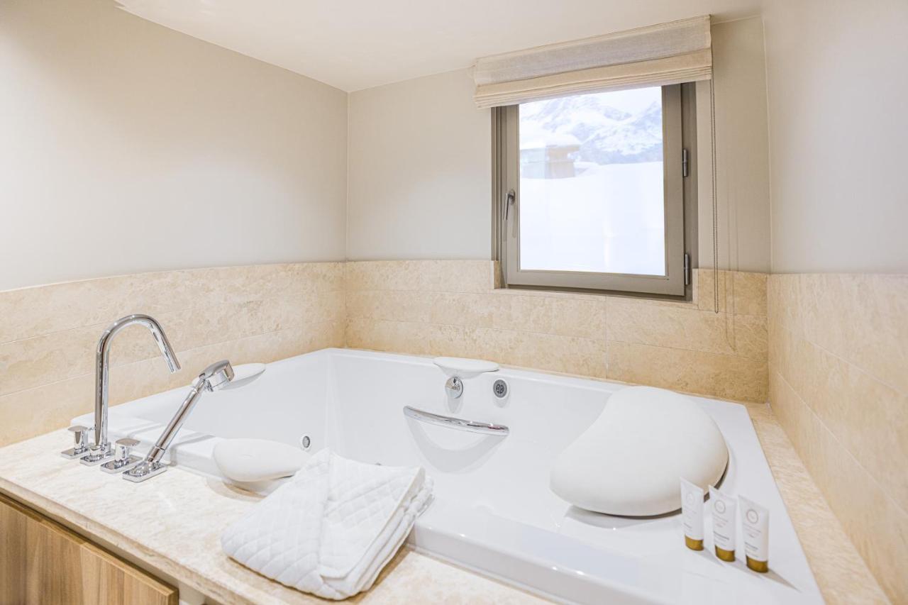 Les Suites De La Potiniere Courchevel Exterior photo